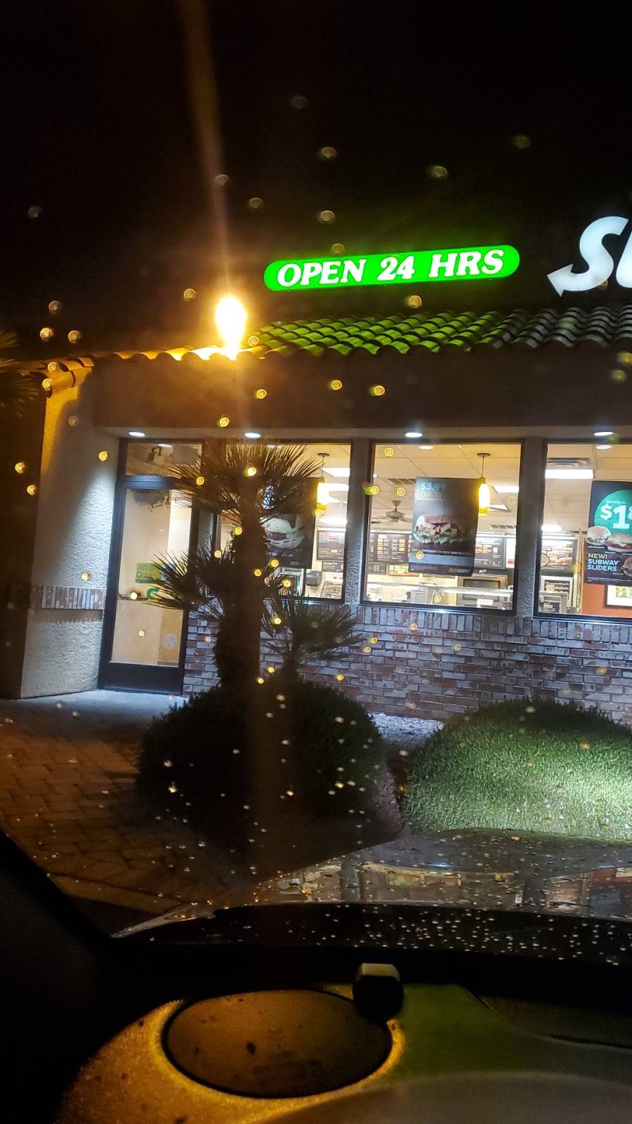 Subway | restaurant | 1961 N Nellis Blvd, Las Vegas, NV 89115, USA | 7024530548 OR +1 702-453-0548