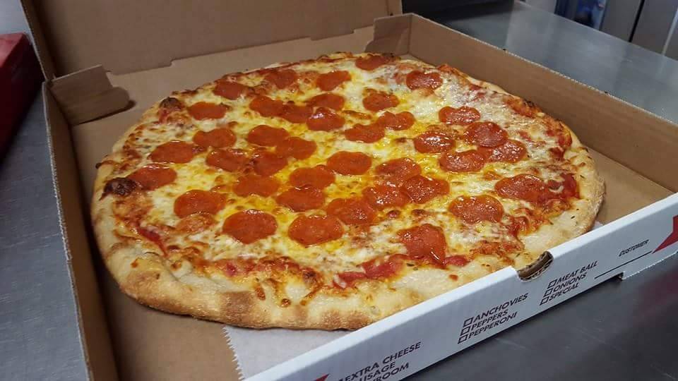 Giovannis | restaurant | 119 Seneca St, Hornell, NY 14843, USA | 6073246000 OR +1 607-324-6000