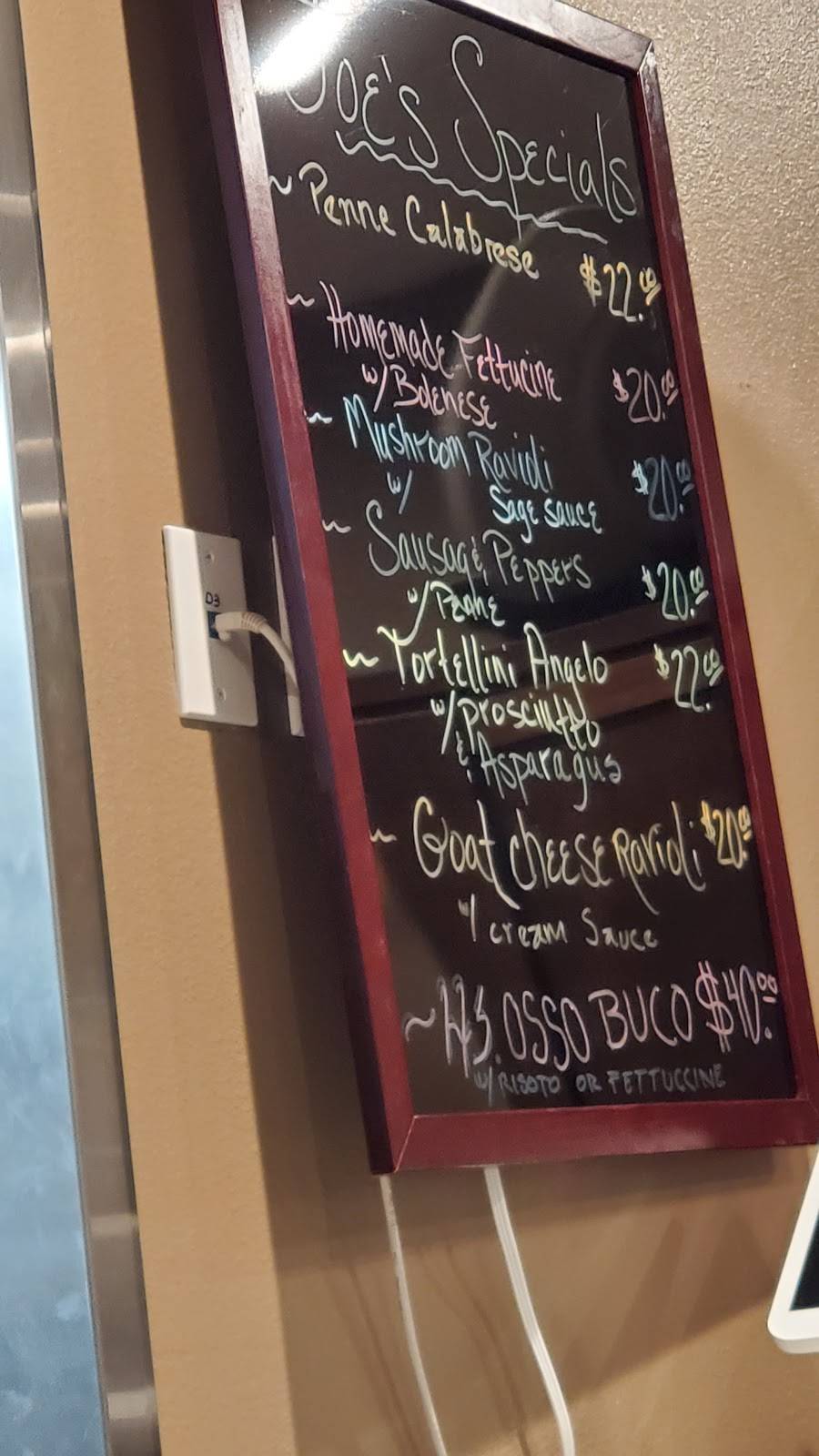 Ferraro’s Italian Kitchen | restaurant | 6759 E Carson St, Lakewood, CA 90713, USA | 5623165946 OR +1 562-316-5946