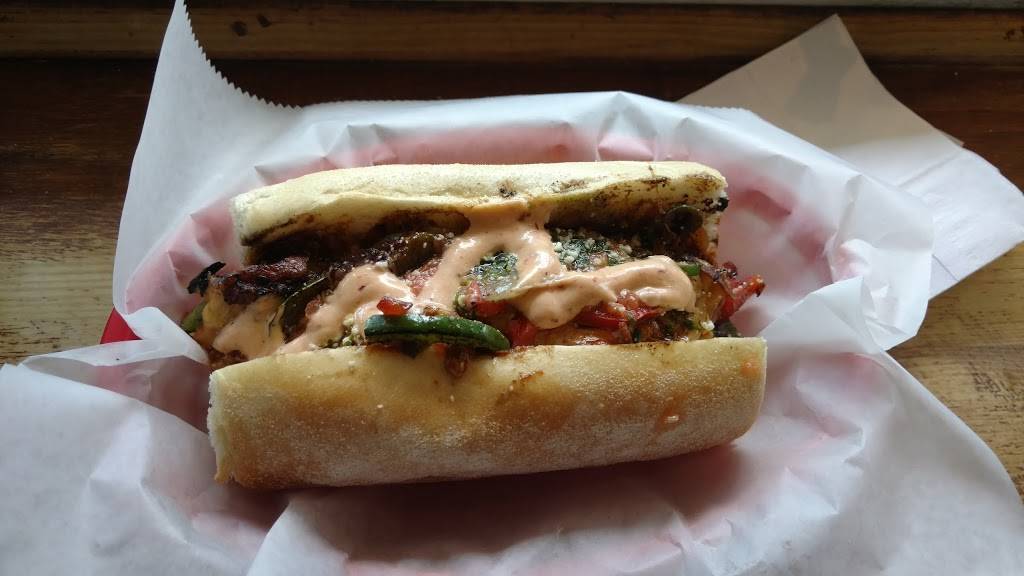 Holydog | restaurant | 44 W Main St, Middletown, NY 10940, USA | 8456497495 OR +1 845-649-7495