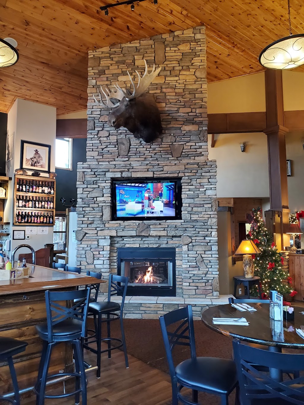 Buffalo Bills Tavern & Grill | restaurant | AZ-260 & Bison Pkwy, Show Low, AZ 85901, USA | 9282512226 OR +1 928-251-2226