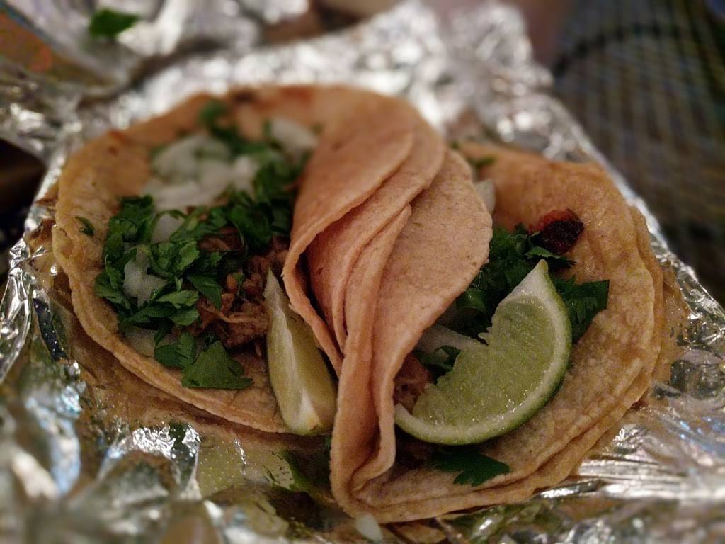 Gringos Locos Robinson | restaurant | 2406 E Robinson St, Orlando, FL 32803, USA | 4078965626 OR +1 407-896-5626