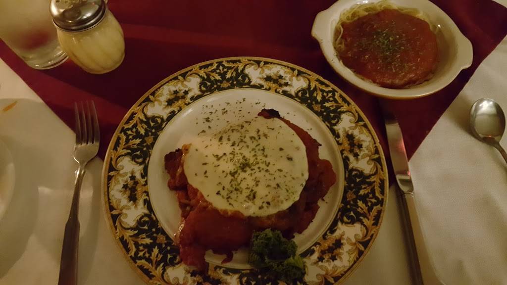 Christines Creekside Inn | restaurant | 1250 Green Hills Rd, Birdsboro, PA 19508, USA | 6105828150 OR +1 610-582-8150