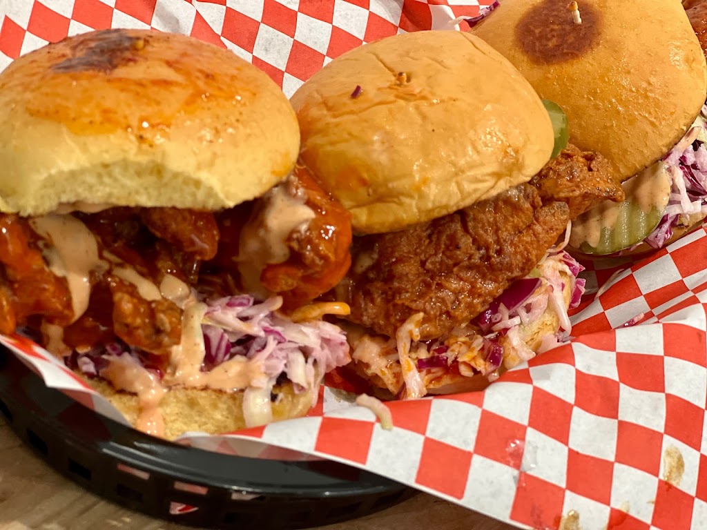 FN Chicken | restaurant | 6509 Panama Ln Suite #102, Bakersfield, CA 93313, USA | 6614106509 OR +1 661-410-6509