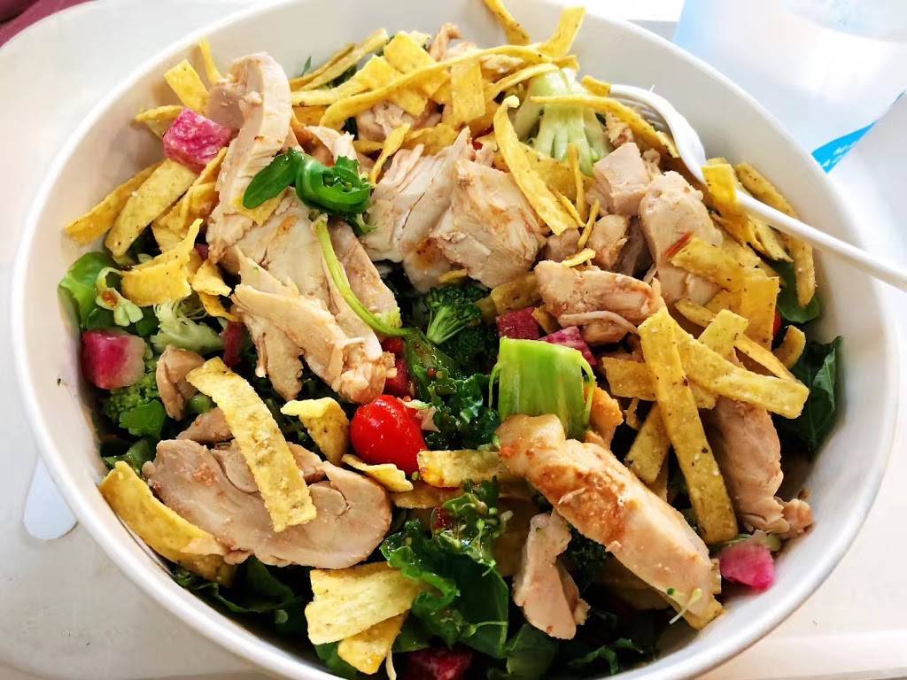 Mad Radish | restaurant | 859 Bank St, Ottawa, ON K1S 3W2, Canada | 6134214564 OR +1 613-421-4564