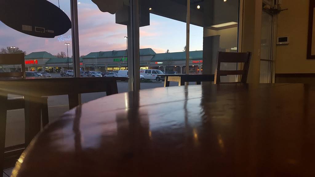 Romeos Pizza | restaurant | 3768 Rocky River Dr, Cleveland, OH 44111, USA | 2164761111 OR +1 216-476-1111