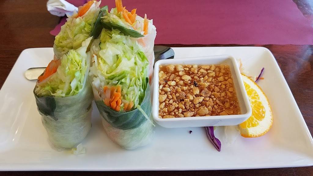 Thai on Main | restaurant | 117 Main St, Seal Beach, CA 90740, USA | 5625987030 OR +1 562-598-7030