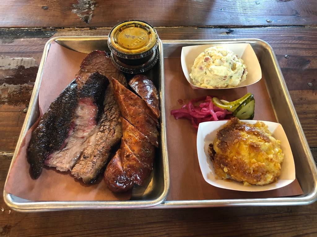 Truth BBQ | restaurant | 110 S Heights Blvd, Houston, TX 77007, USA | 8328350001 OR +1 832-835-0001