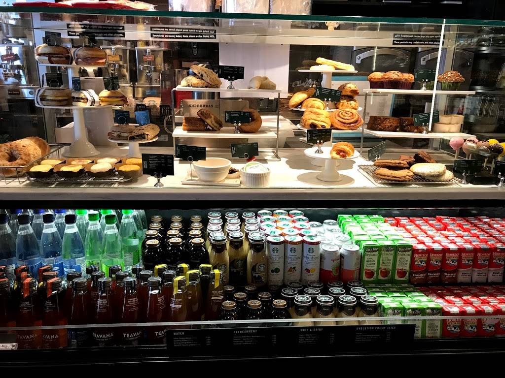 Starbucks | cafe | 1596 Union Tpke, New Hyde Park, NY 11040, USA | 7188311323 OR +1 718-831-1323