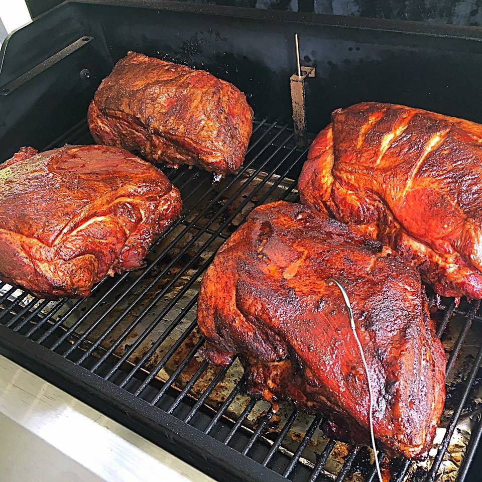 Smokey Ds BBQ | restaurant | 601 Locust St, Des Moines, IA 50309, USA | 5152453800 OR +1 515-245-3800