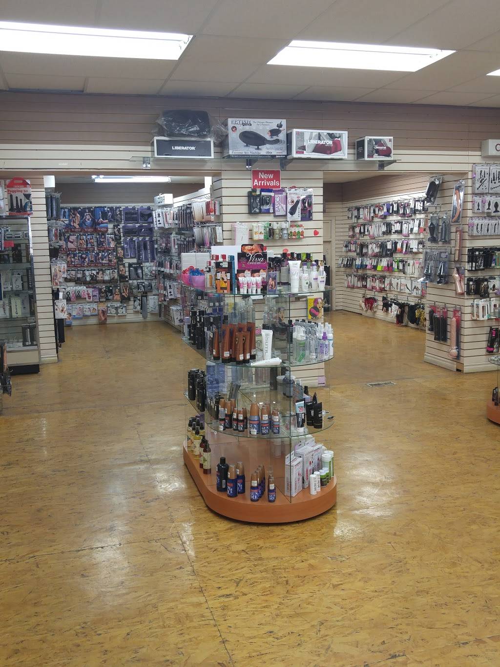 Cupid Boutique Sex Shop Sherway Gardens | restaurant | 655 The Queensway, Toronto, ON M8Y 1K8, Canada | 4162537544 OR +1 416-253-7544