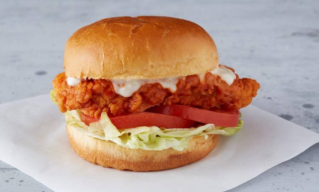 Wings Over Milwaukee | restaurant | 1434 E Brady St, Milwaukee, WI 53202, USA | 4142789464 OR +1 414-278-9464