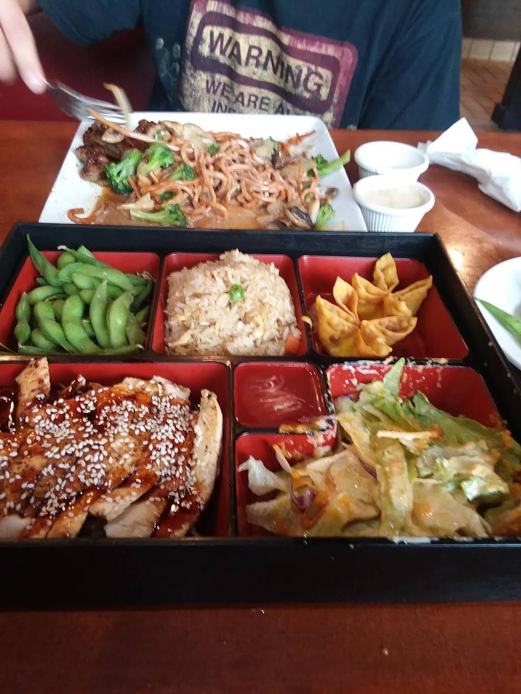 Fusion 108 | restaurant | 10010 Rose Commons Dr, Huntersville, NC 28078, USA | 7049920808 OR +1 704-992-0808