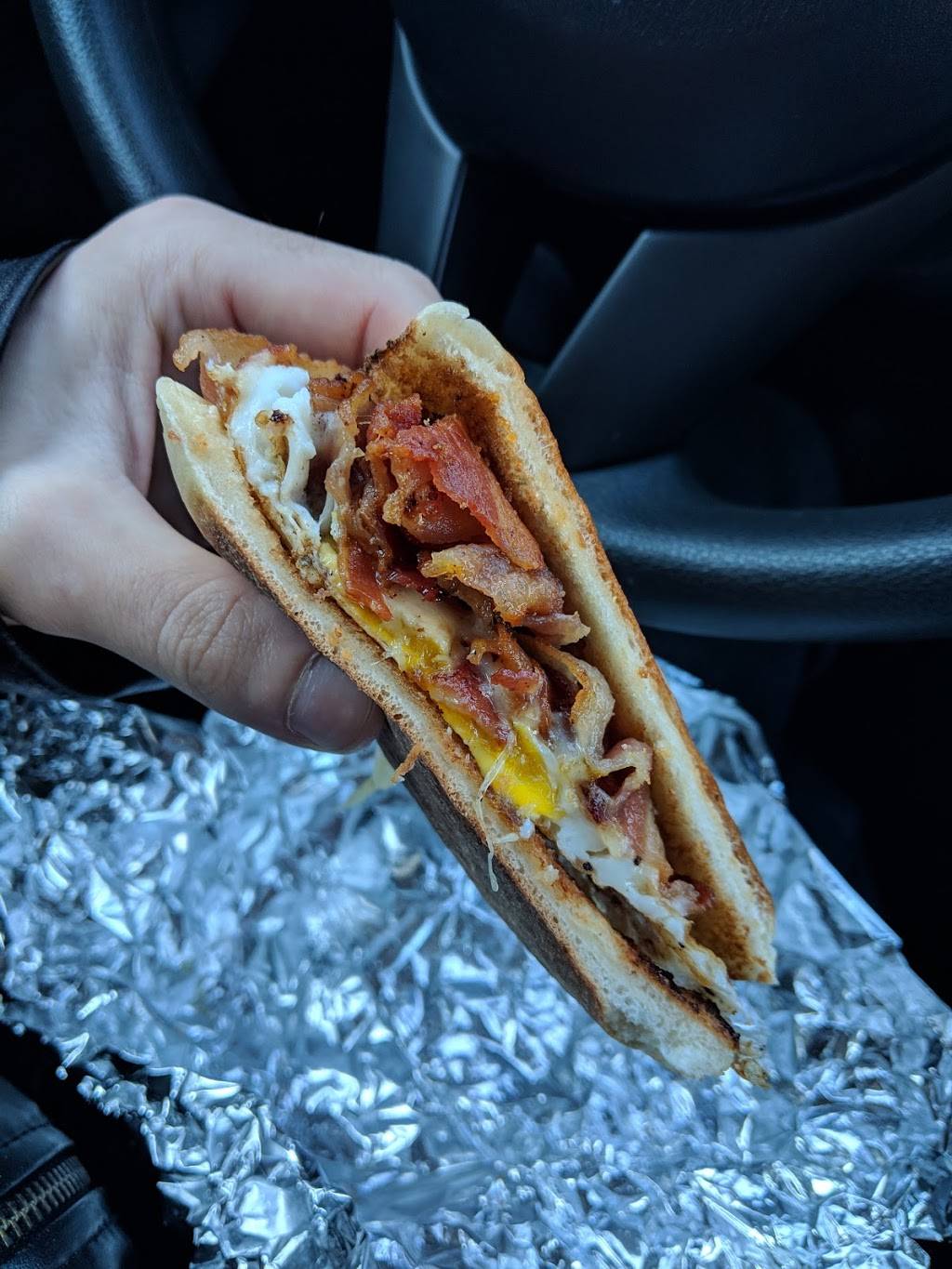 Amys Place | restaurant | 214 Wickenden St, Providence, RI 02906, USA | 4012749966 OR +1 401-274-9966