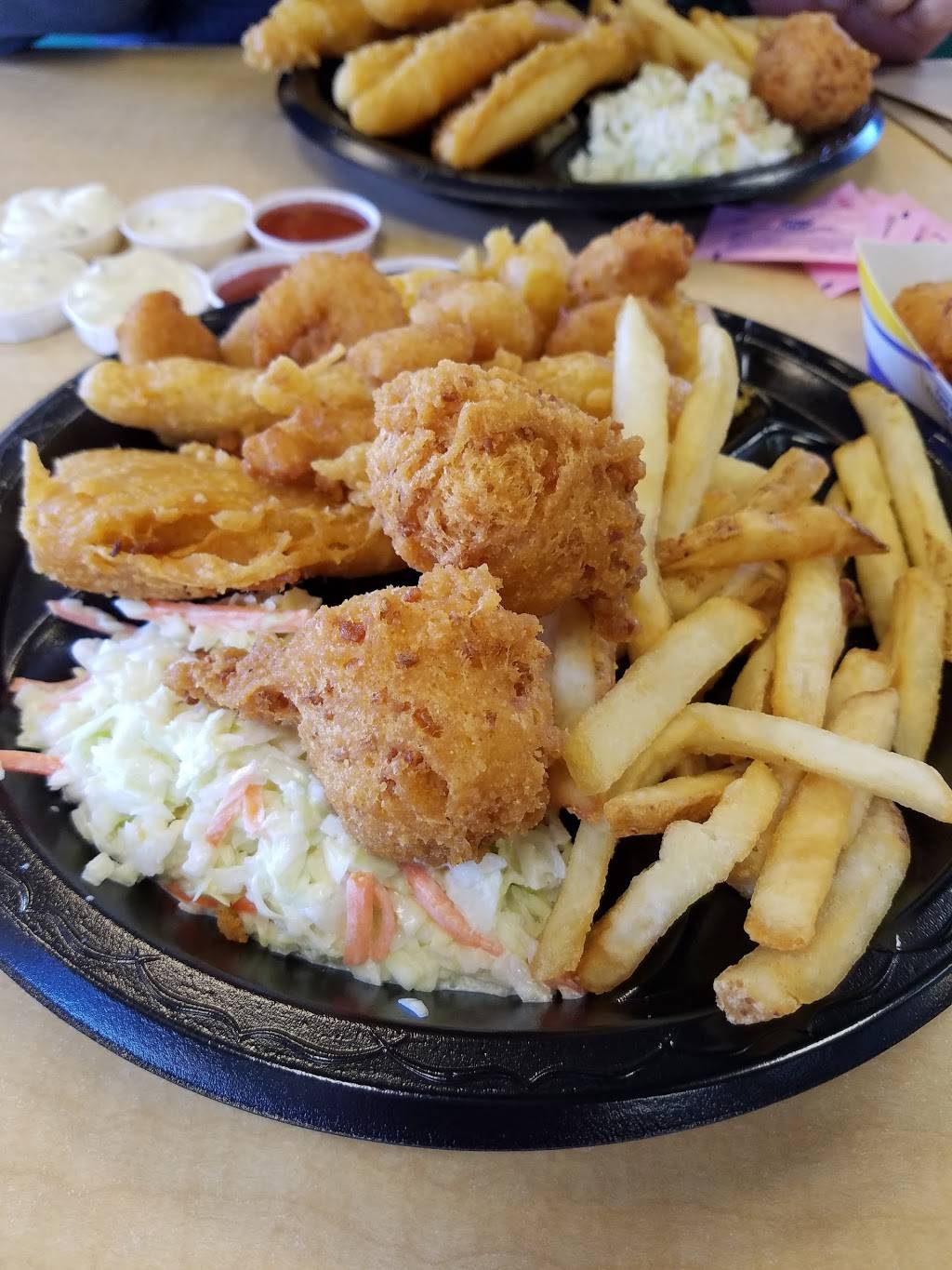 Long John Silvers | restaurant | 6125 Montana Ave, El Paso, TX 79925, USA | 9157797824 OR +1 915-779-7824