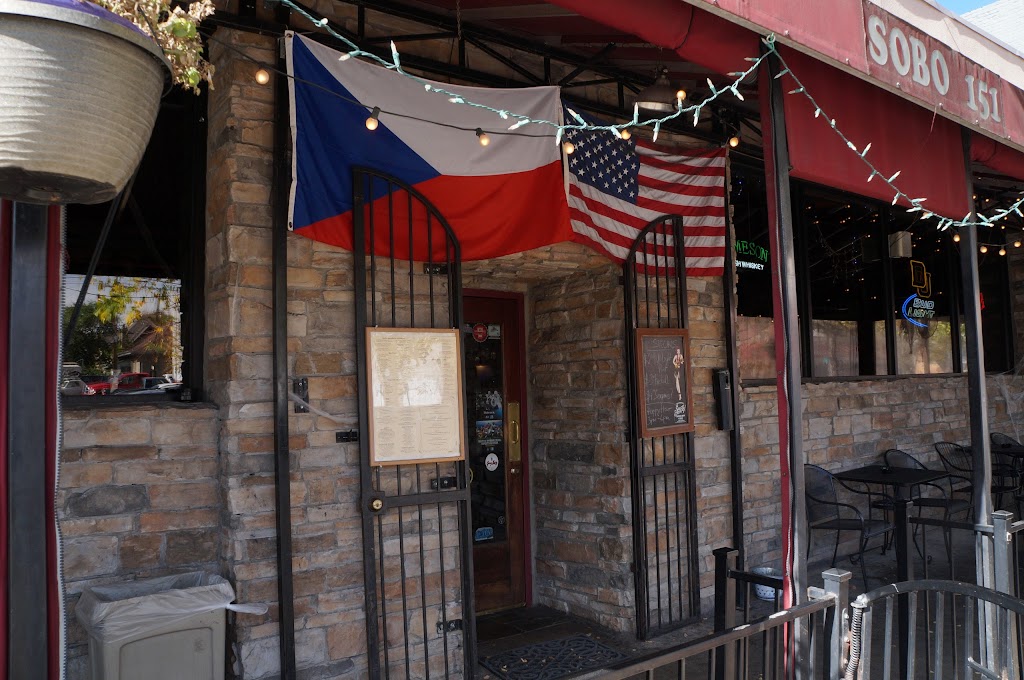Sobo 151 Bar & Grill | restaurant | 151 S Broadway, Denver, CO 80209, USA | 3037781560 OR +1 303-778-1560