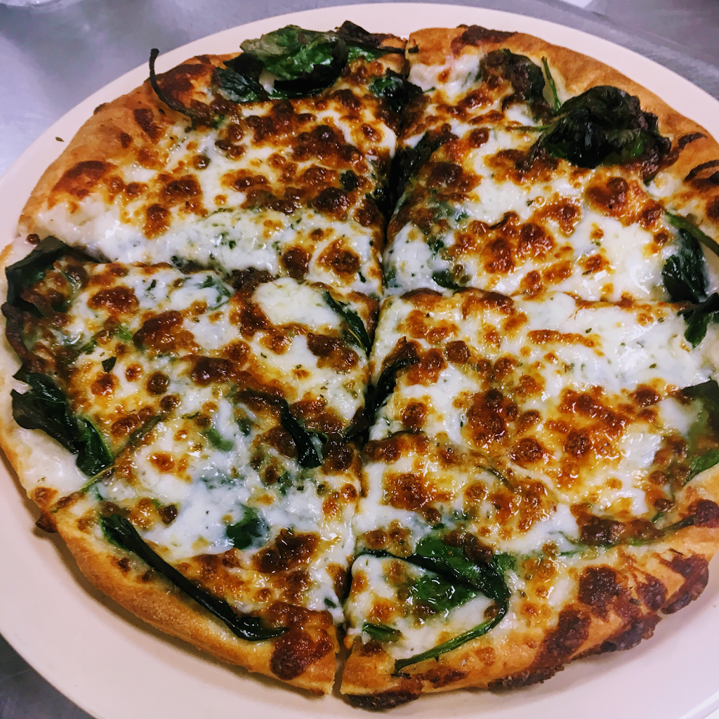 Moes Pizza | restaurant | 2129 FM2869, Hawkins, TX 75765, USA | 9037693333 OR +1 903-769-3333