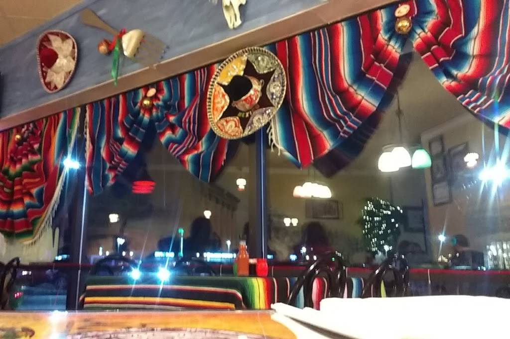 La Laguna Mexican Restaurant | restaurant | 6250 28th St SE, Grand Rapids, MI 49546, USA | 6168058821 OR +1 616-805-8821