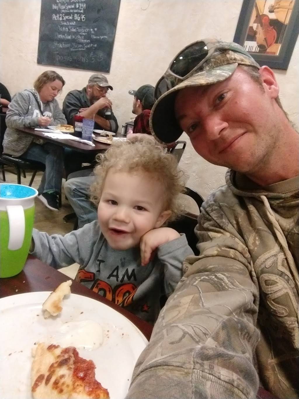 Papa Jacks Pizza | restaurant | 1014 Main St, Lexington, MO 64067, USA | 6602599095 OR +1 660-259-9095