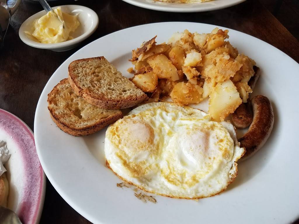 Blue Moon Grill | restaurant | 955 Main St, Wakefield, MA 01880, USA | 7812454470 OR +1 781-245-4470