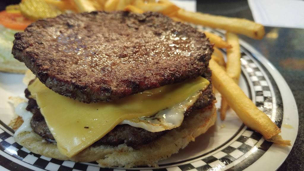 Metro Diner OC | restaurant | 2316 W Davis St, Dallas, TX 75208, USA | 2149437473 OR +1 214-943-7473