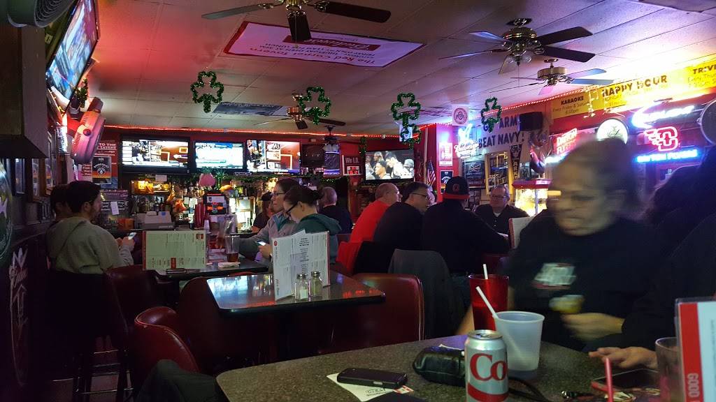 Red Carpet Tavern | restaurant | 3301 Wayne Ave, Dayton, OH 45420, USA | 9372589521 OR +1 937-258-9521