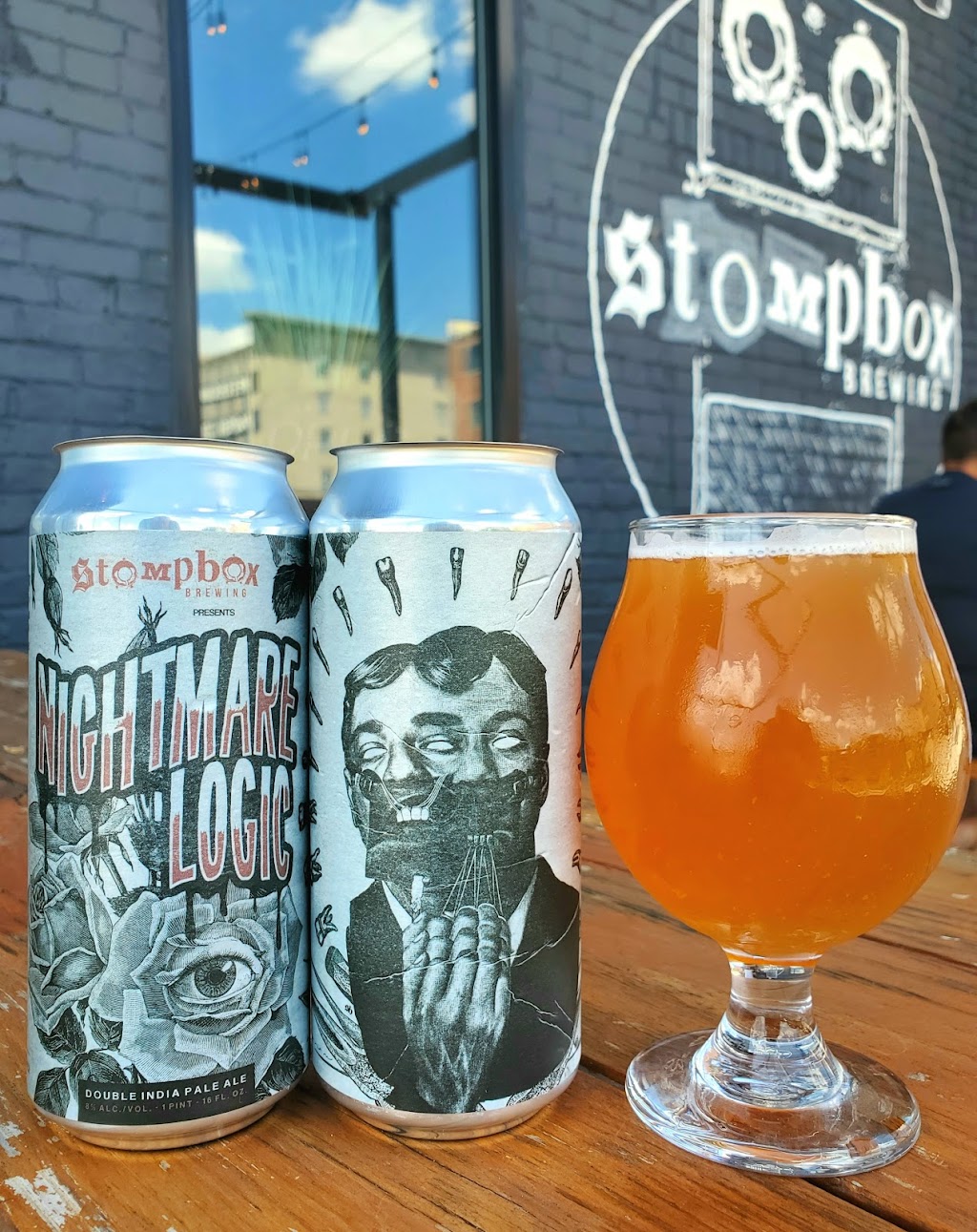 Stompbox Brewing | restaurant | 210 E River Dr, Davenport, IA 52801, USA | 5634241237 OR +1 563-424-1237