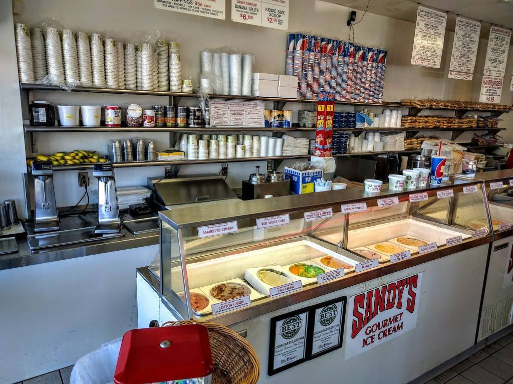 Sandys Famous Hot Dogs | restaurant | 5175 Sunset Blvd # 13, Lexington, SC 29072, USA | 8033569956 OR +1 803-356-9956