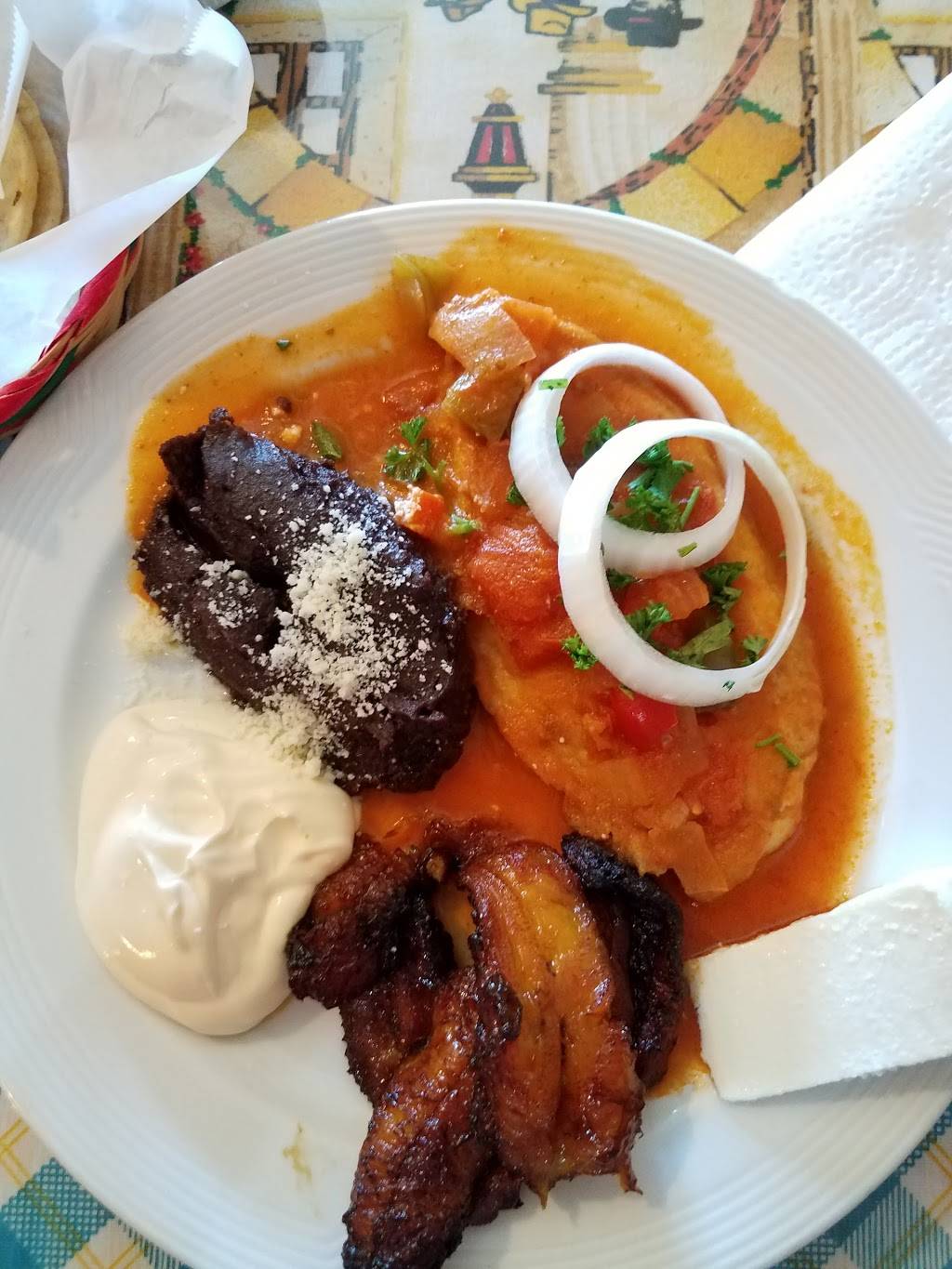 Mi Cocinita Chapina | restaurant | 1325 Venice Blvd, Los Angeles, CA 90006, USA | 2133811768 OR +1 213-381-1768