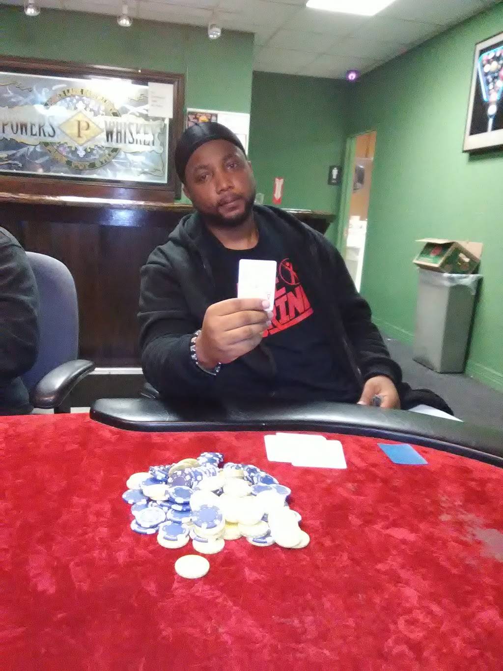 Bogies Billiards East | restaurant | 3040 Farm to Market 1960 E SUITE 101, Houston, TX 77073, USA | 2818694290 OR +1 281-869-4290