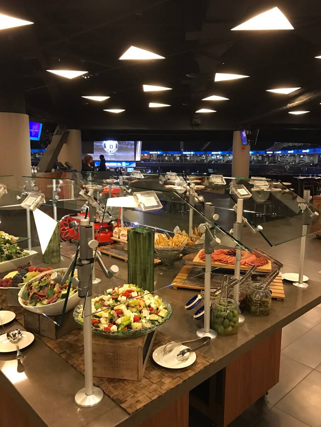 40/40 Club | restaurant | 620 Atlantic Ave, Brooklyn, NY 11217, USA | 9176186340 OR +1 917-618-6340