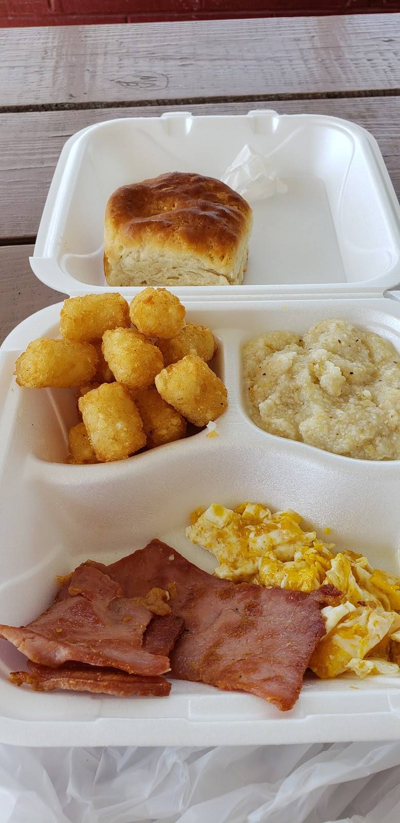 Grandmas Diner | restaurant | Dalton, GA 30721, USA | 7066711080 OR +1 706-671-1080