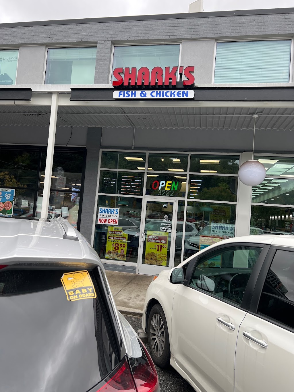 Sharks fish and chicken | restaurant | 3222 Pennsylvania Ave. SE, Washington, DC 20020, USA | 2025709444 OR +1 202-570-9444