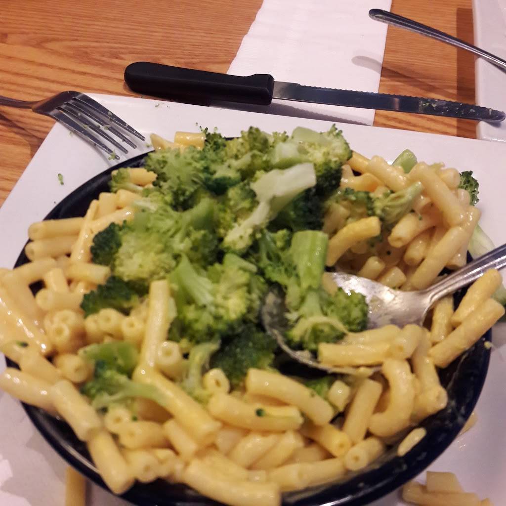 Chilis Grill & Bar | restaurant | 420 N 46th St, Rogers, AR 72756, USA | 4799369990 OR +1 479-936-9990