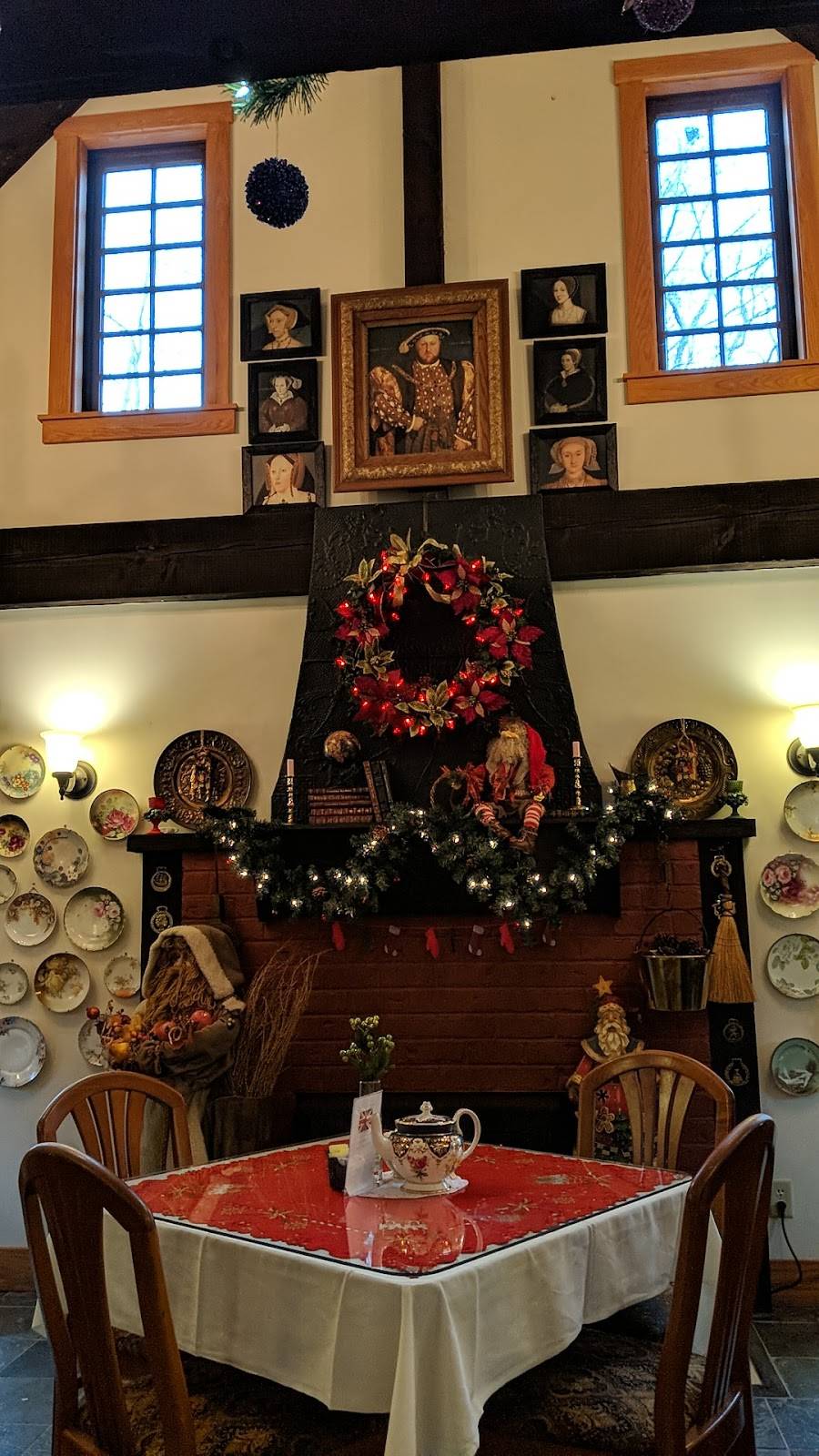 Anne Hathaway Cottage Tea Room | cafe | 950 W Beverley St, Staunton, VA 24401, USA | 5408858885 OR +1 540-885-8885