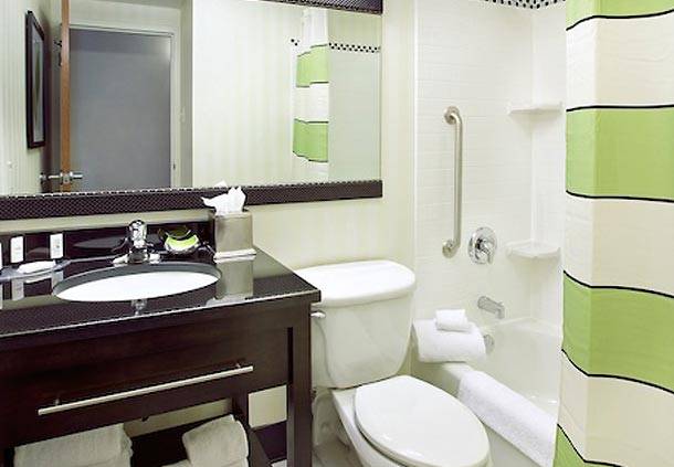 The Bistro – Eat. Drink. Connect.® | restaurant | 5731 Rim Pass, San Antonio, TX 78257, USA | 2105587774 OR +1 210-558-7774