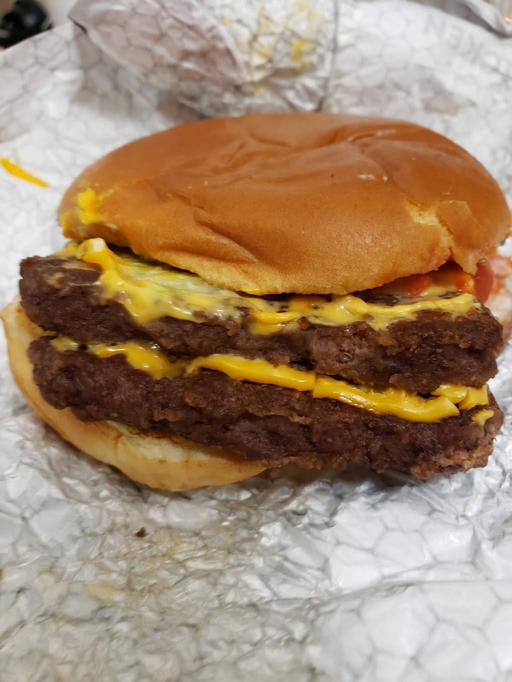 Wendys | restaurant | 6817 GA-85, Riverdale, GA 30274, USA | 7709977203 OR +1 770-997-7203