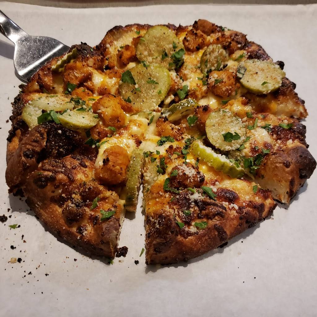 Saucy Brew Works | restaurant | 2734, 2885 Detroit Ave, Cleveland, OH 44113, USA | 2166662568 OR +1 216-666-2568