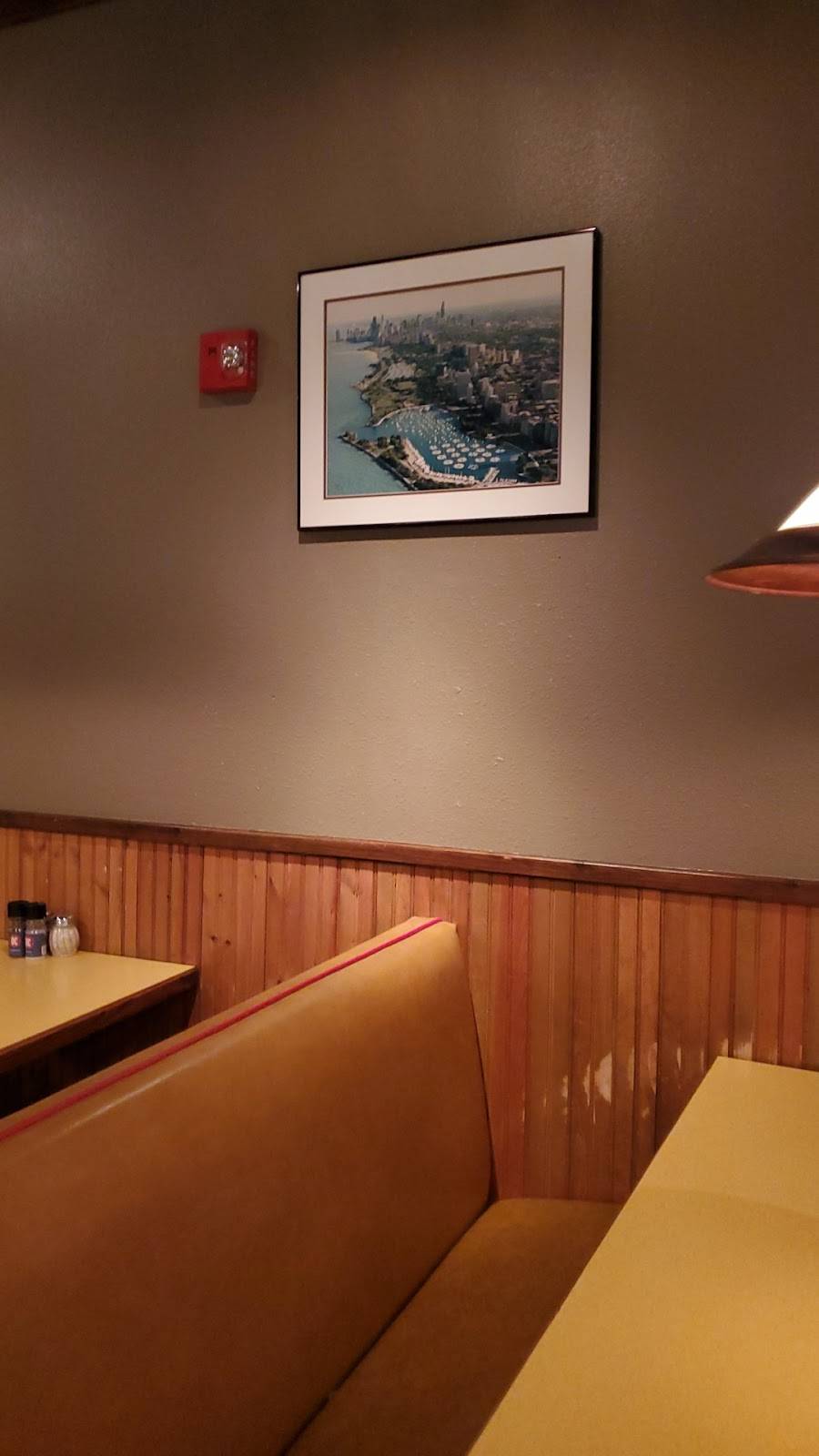 Old Chicago | restaurant | 2918 Pine Lake Rd, Lincoln, NE 68516, USA | 4024213388 OR +1 402-421-3388