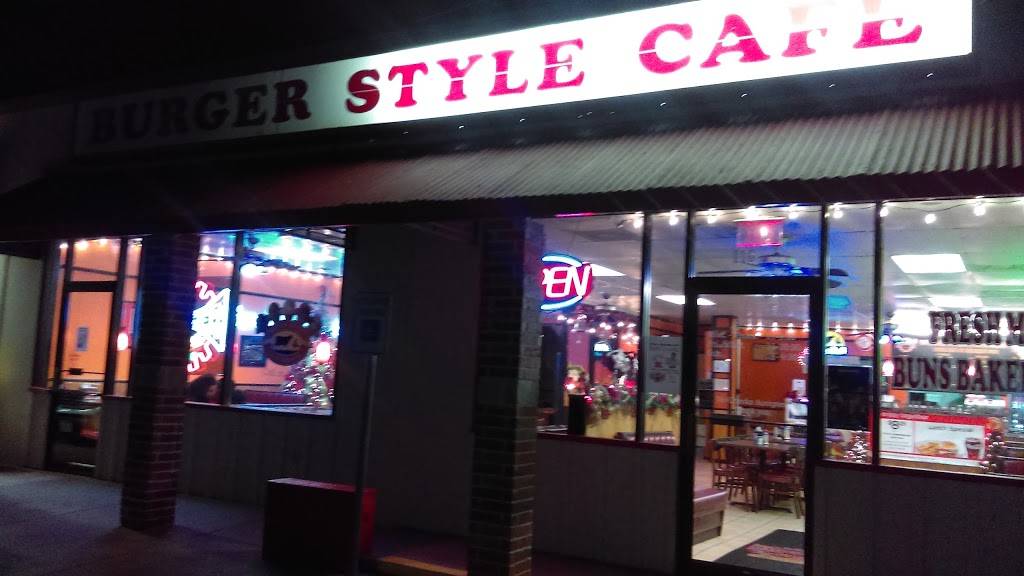 Burger Style Cafe | restaurant | 1200 E Davis St, Mesquite, TX 75149, USA | 9723296000 OR +1 972-329-6000