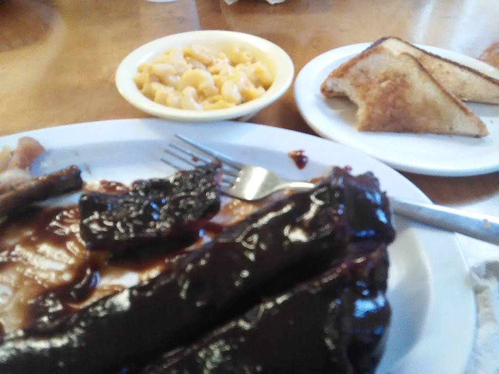 Big Deddys Wings & BBQ | restaurant | 385 Old Coal City Rd, Pell City, AL 35125, USA | 2058841070 OR +1 205-884-1070