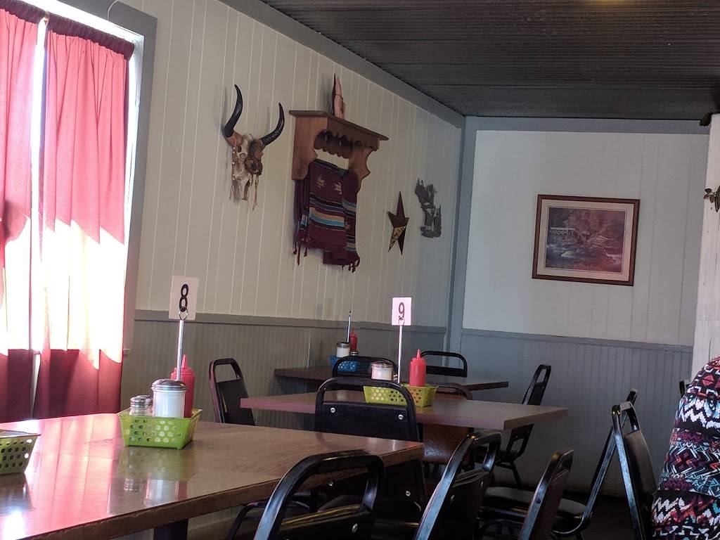 The Country Fryer | restaurant | 910 W Young St, Llano, TX 78643, USA | 3252470102 OR +1 325-247-0102