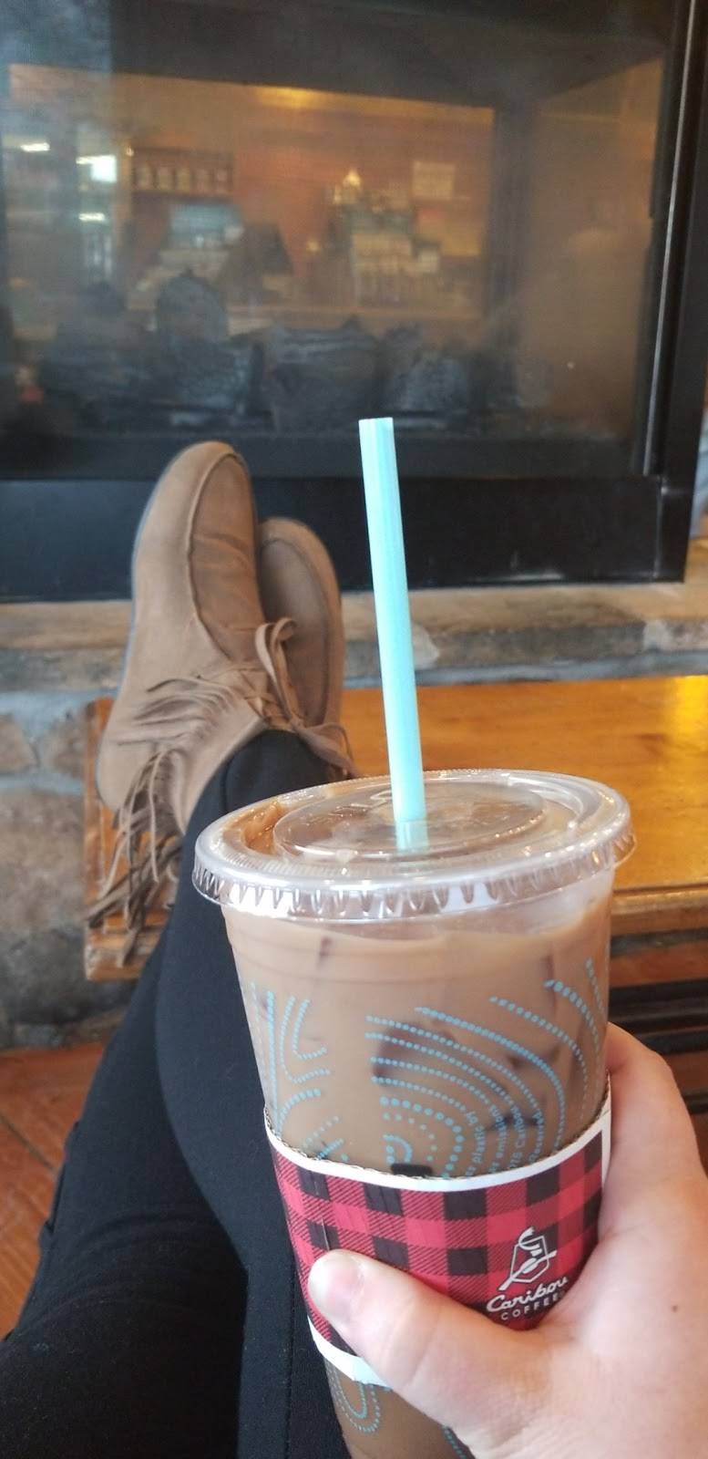Caribou Coffee | cafe | 2515 White Bear Ave, Maplewood, MN 55109, USA | 6517489085 OR +1 651-748-9085