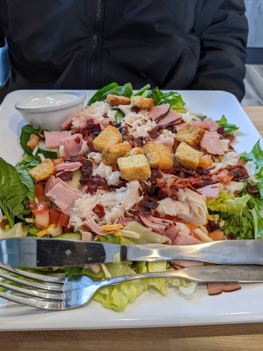 McAlisters Deli | restaurant | 2198 E Kimberly Rd, Davenport, IA 52807, USA | 5633220001 OR +1 563-322-0001