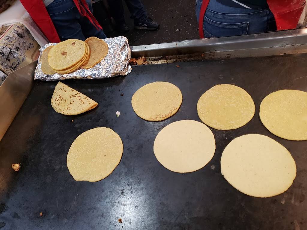 Tacos Juárez Estilo Tijuana | restaurant | 110 W 54th St, Los Angeles, CA 90037, USA | 2133776059 OR +1 213-377-6059