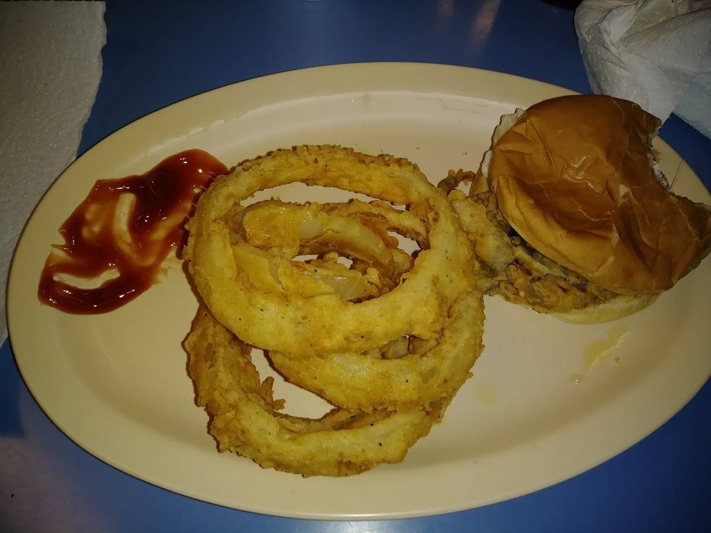 Cormiers Creole Kitchen | restaurant | 303 Main St, Gueydan, LA 70542, USA | 3375369904 OR +1 337-536-9904