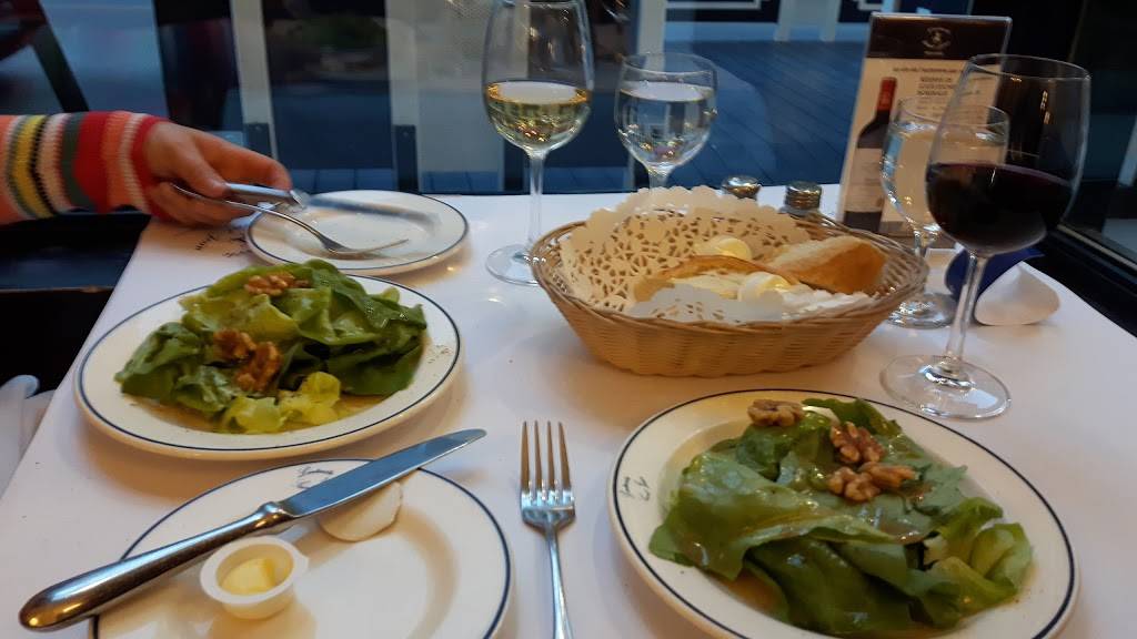 LEntrecôte Saint-Jean | restaurant | 2022 Rue Peel, Montréal, QC H3A 2W5, Canada | 5142816492 OR +1 514-281-6492