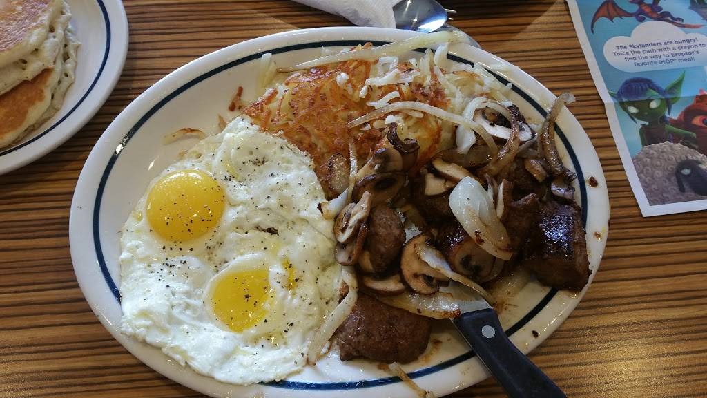 IHOP | bakery | 5316 Lakewood Blvd, Lakewood, CA 90712, USA | 5626345311 OR +1 562-634-5311