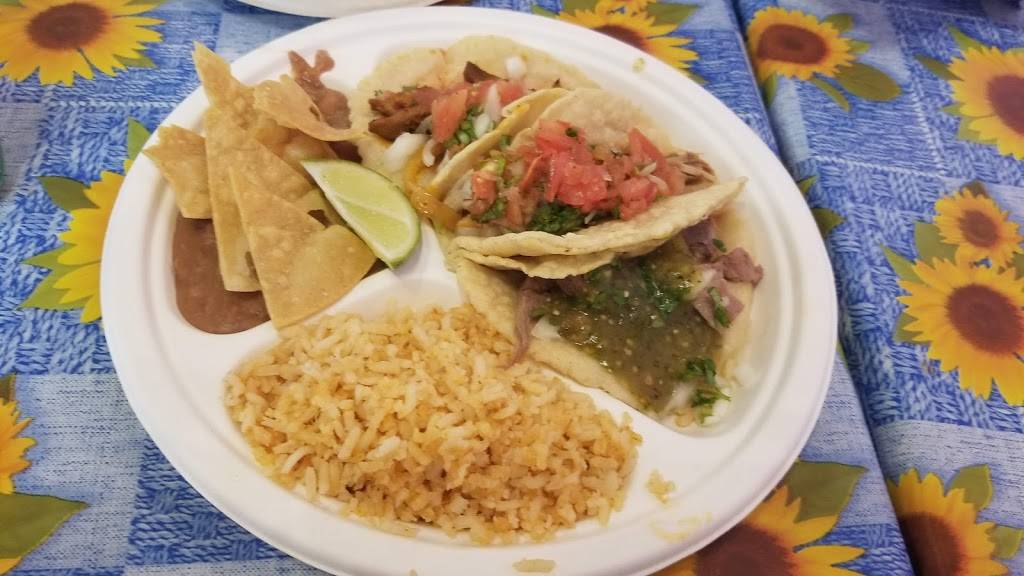 Pinches Tacos Henderson | restaurant | 2550 St Rose Pkwy #110, Henderson, NV 89074, USA | 7024764888 OR +1 702-476-4888