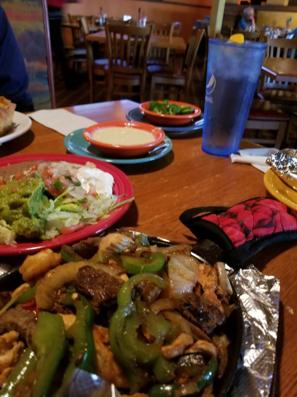 El Toro | restaurant | 4421 W Franklin St, Bellbrook, OH 45305, USA | 9378484565 OR +1 937-848-4565